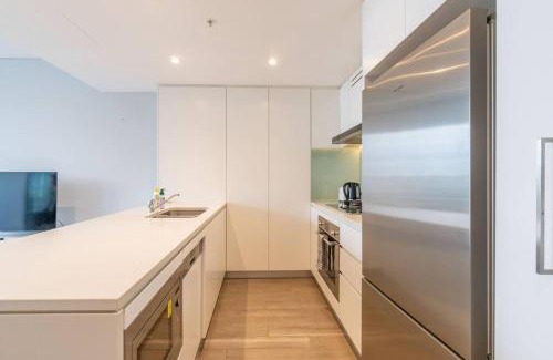 Wentworth Point Apartamento | Direct Water View Walk to Supermarket 1 Car Space