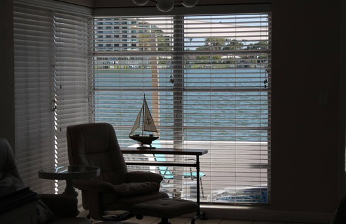 Bay Esplanade Villa | Villas frente al mar DIRECTO