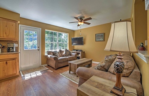 Flippin Casa | Directly on White River! Walk-in access! - 1/4 mile from White Hole Access.