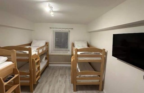 Vienna Apartamento | Direkt bei U1 (U-Bahn) 8 ppx. Apartment