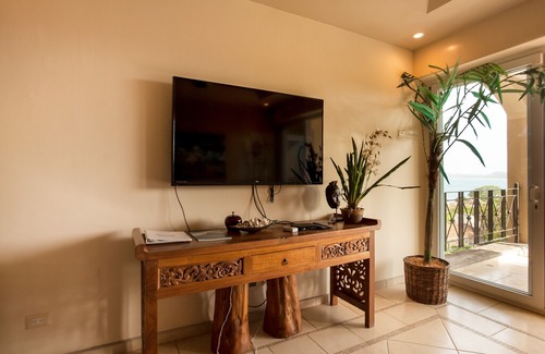 Tamarindo Condominio | Diria Penthouse 602L