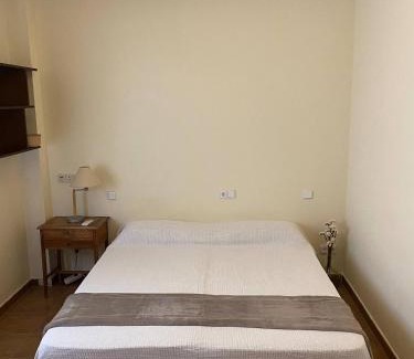 Alzira Casa | Disconnection and comfort in nature Your stay in the Lemon Room