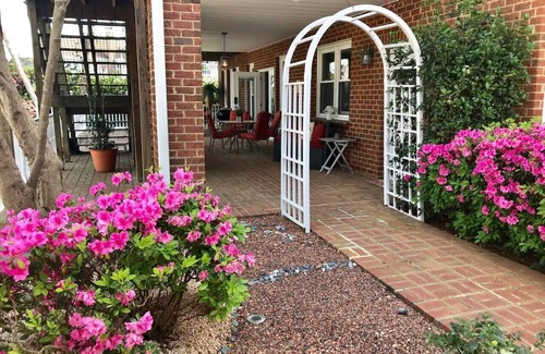 Hanahan Apartamento | Waterfront Private Hot Tub Fire Pit Dock Fishing A