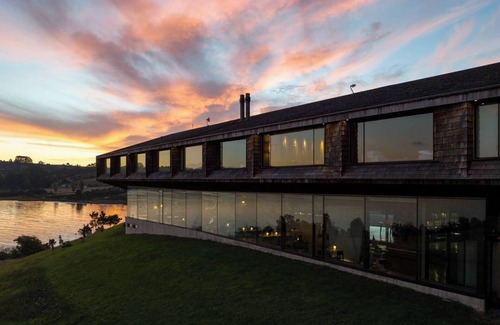 Castro Casa | Discover Chiloé Retreat: Where Romance Meets Adventure