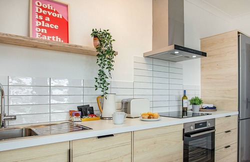 Westward Ho Cabaña | Discover coastal bliss at Spindrift – a stylish, two-bedroom apartment in Westward Ho.