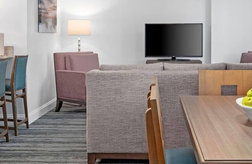 Cherry Grove Beach Complejo | Discover Family Fun & Memories at Wyndham Towers on the Grove- 2 Dlx. Boulevard
