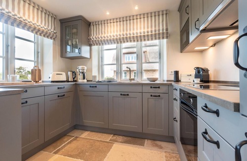 Großdunsum Casa | "Discover luxury and relaxation in the vacation apartment Haus Deichblick!"