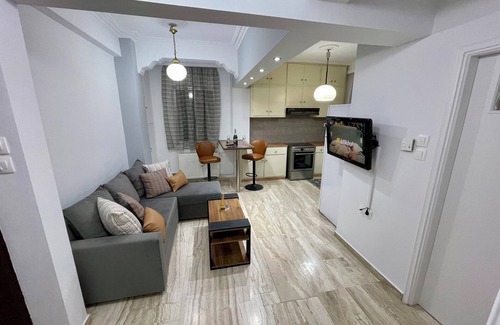 Nea Ionia Casa | Discover NARIZON Rental Apartment-5 minutes away from the Olympic Stadium (OAKA)