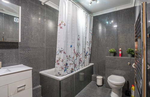 West Kensington Apartamento | Discover Plotseeker’s Centrally-Located 1-Bedroom Apartment