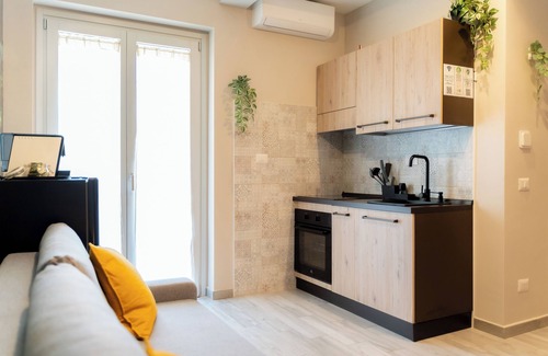 Rome Apartamento | Discover Rome from another perspective: entire apartment with garden