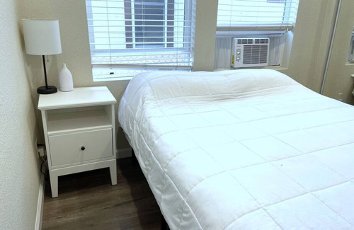 Horace Mann Casa | Discover Serene Comfort at Shark House: Your Ideal San Jose Retreat