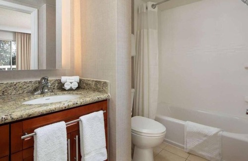 Carmel Mountain Ranch Casa | Discover the Best of Carmel Mountain Area! W/ Private Kitchenette! Pets allowed!
