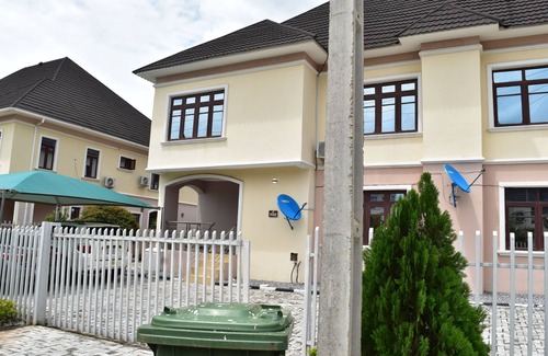Abuja Apartamento | Discover the pinnacle of luxury living in our elegantly designed apartments.