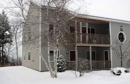 Intervale Condominio | Descubra este tranquilo retiro NH situado en lo alto de Monte Sorpresa