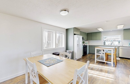 Netarts Casa | Discover Your Coastal Oasis at Mermaid Crossing, dog friendly