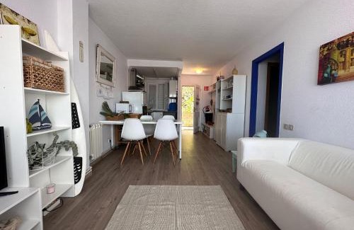 Mogro Apartamento | Disfruta puestas de sol increíbles, duerme escuchando el mar!