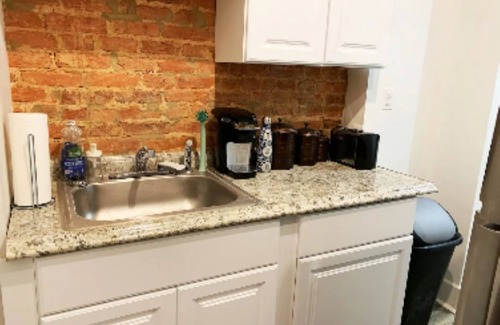 Downtown Baltimore Casa | DISINFECTED & Fast Wifi! Perfect for Remote Work!