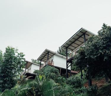 Selong Belanak Complejo | Disini Lombok ECO Sky House with Sea view