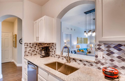 Crestwynd Bay Condominio | Disney Fireworks view Condo en Windsor Hills Resort - ¡a solo 2 millas de Disney!
