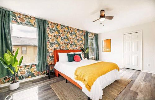 Regal Palms Casa | Disney World Cinderella Castle Lazy River Pool & Game Room