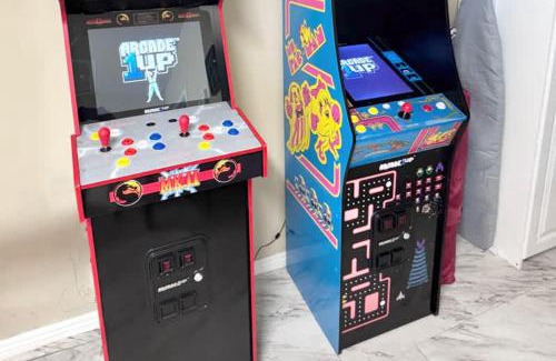 Southwest Anaheim Casa | Disneyland Lux Villa 6BR 4BA Mini Golf Arcade Game