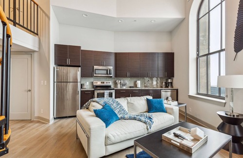 Downtown Baltimore Apartamento | Distinguished Apartment Rooftop Deck