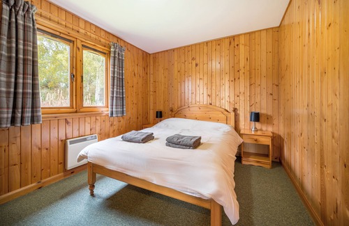 Glen Urquhart Cabina | Divach Lodge @ Lochletter Lodges. A 3 bedroom lodges in beautiful Glen Urquhart.