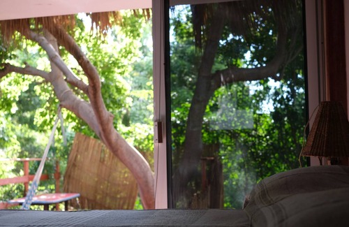 Tamarindos Casa | Divine cabin, 1 minute to beach, AC included
