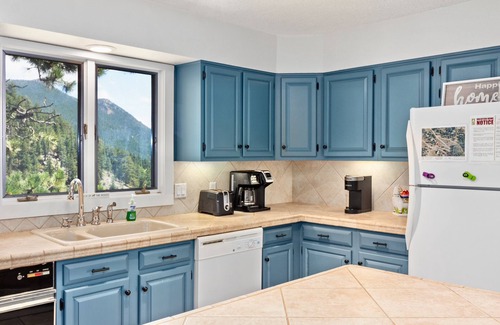 Windcliff Estates Casa | Divine Destiny Luxury At Windcliff 6 Bedroom Condo by RedAwning