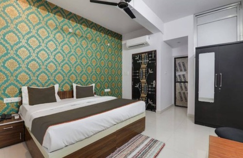 Gomti Nagar Hotel | Divine Glory Hotel