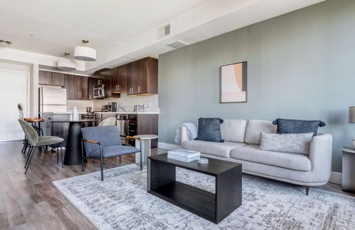 Mountain View Apartamento | Divine Mountain View 1BR w/ Pool, Spa & Lounge, nr Dining, by Blueground