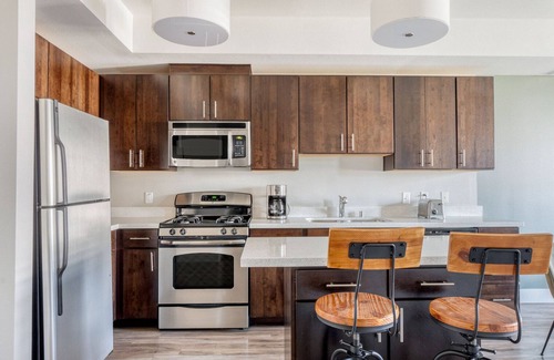 Mountain View Apartamento | Divine Mountain View 1BR w/ Pool, Spa & Lounge, nr Dining, by Blueground