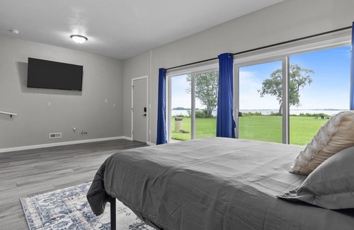 Winneconne Casa | Divine Shores Lake House