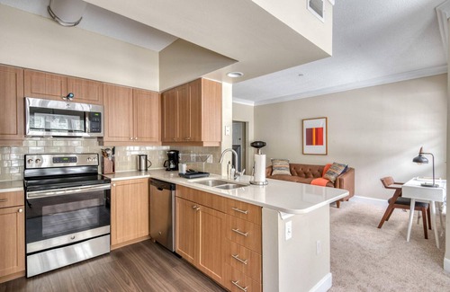 Waltham Apartamento | Divine Waltham 1BR w/ Gym & Laundry, nr Shops & Groceries, by Blueground