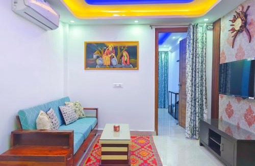Chhatarpur Apartamento | Divisha Homes-1BHK Luxury Apartment in South Delhi