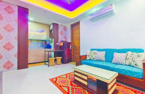 Chhatarpur Apartamento | Divisha Homes-1BHK Luxury Apartment in South Delhi