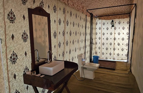 Phulpur Hotel | Divya Kumbh Retreat Powered By Blusalzz
