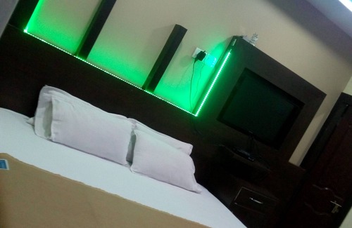 Hyderabad Complejo | DIVYA LODGE & HOTEL ROOMS