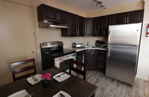 West End Hotel | Divya Sutra Suites on Robson Downtown Vancouver