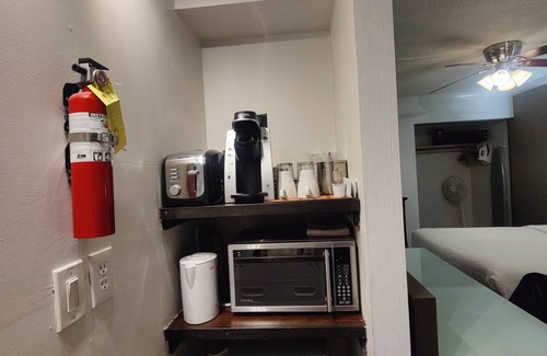 West End Hotel | Divya Sutra Suites on Robson Downtown Vancouver