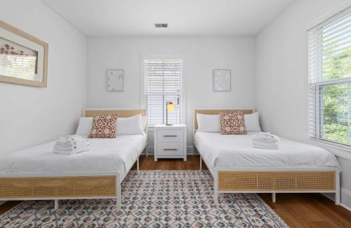 Mount Pleasant Casa | Dixie Dreams Old Village 5 mins to Dtwn