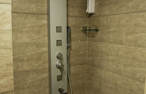 Dumas Apartamento | DIYANSHH HOMES STAYS IN DUMAS