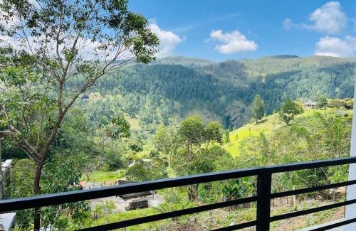 Ella Cabina | Diyon'S Lodge