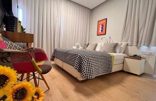 Old North Hotel | Dizengoff 208 Hotel