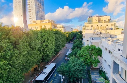 Tel Aviv Apartamento | Dizengoff Muguet in Tel Aviv-yafo