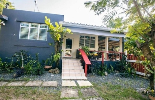 Islote Apartamento | DK Back Yard Surf Shack - Apartment #1