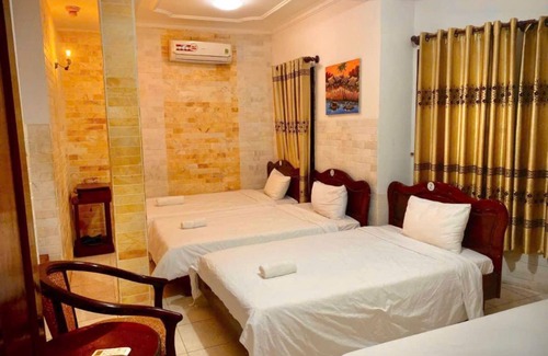 Hoi An Hotel | DK's Backpacker Hotel