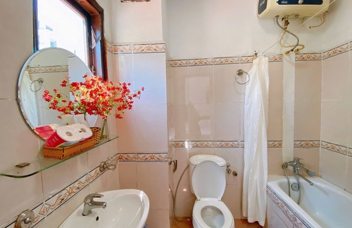 Hoi An Hotel | DK's Backpacker Hotel