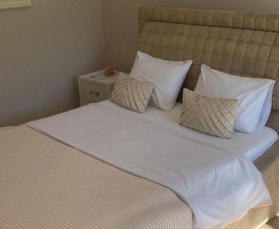 Petrele Cama Y Desayuno | DM company