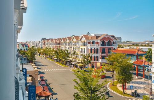 Ganh Dau Hotel | DNh Phu Quoc - Shanghai Town - Grand World